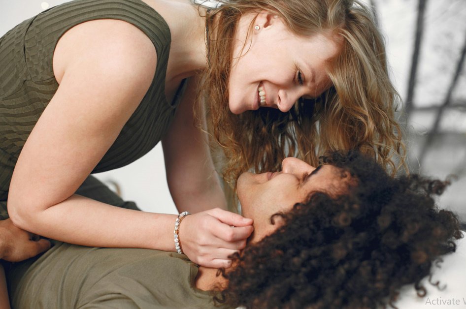 Alone Poetry in Urdu