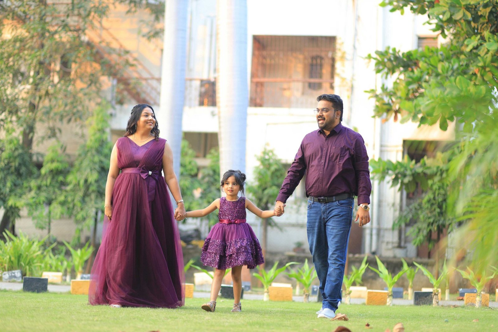 Family Sad Shayari 💔 For Instagram & Life