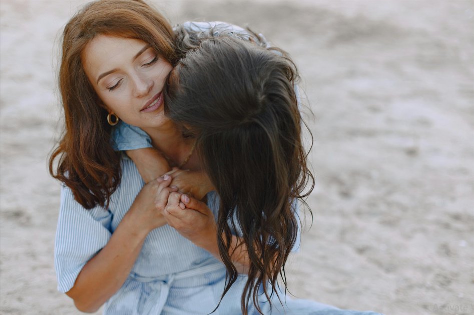 Poetry in Urdu for Friends